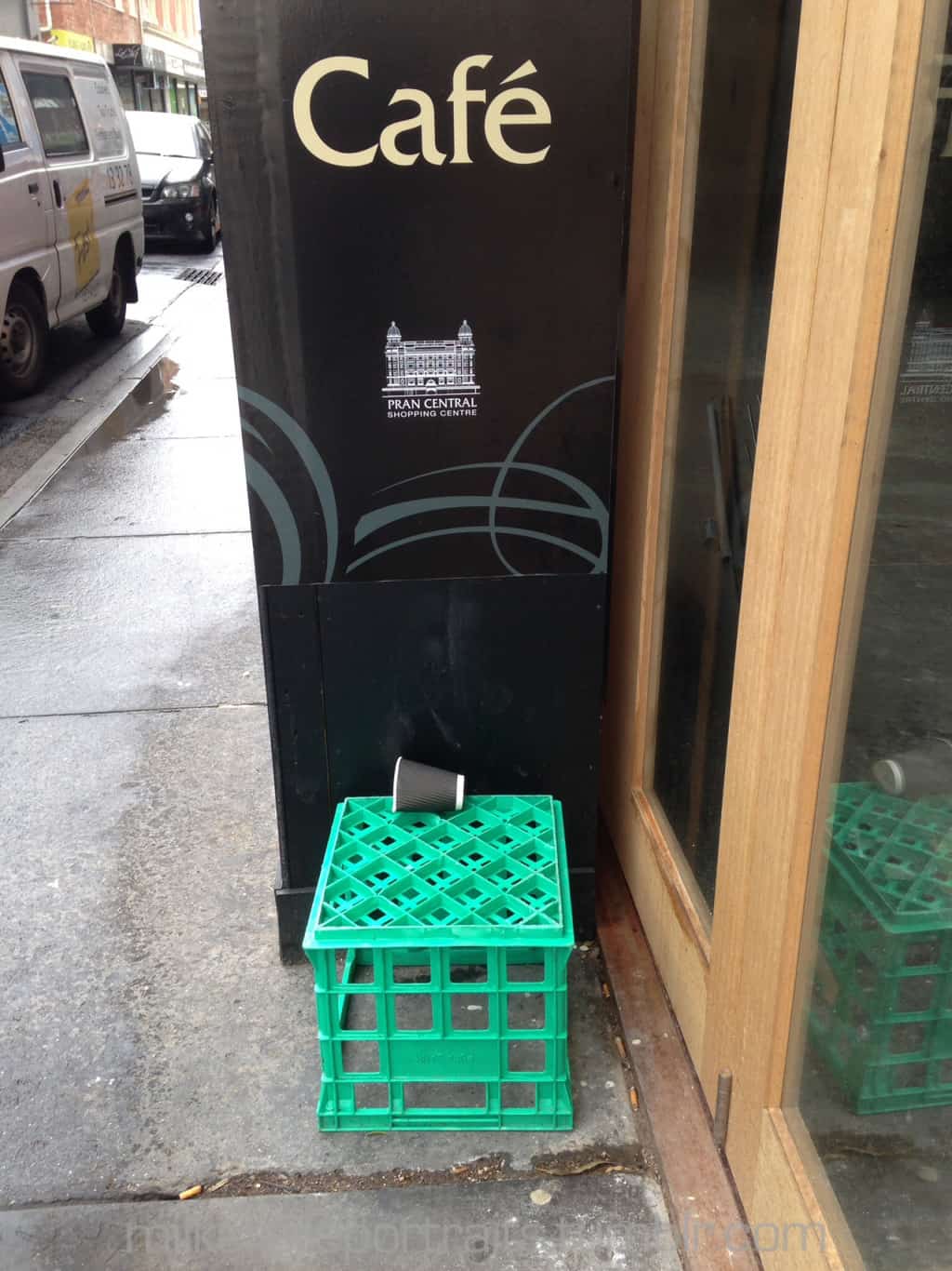 Cafe crate